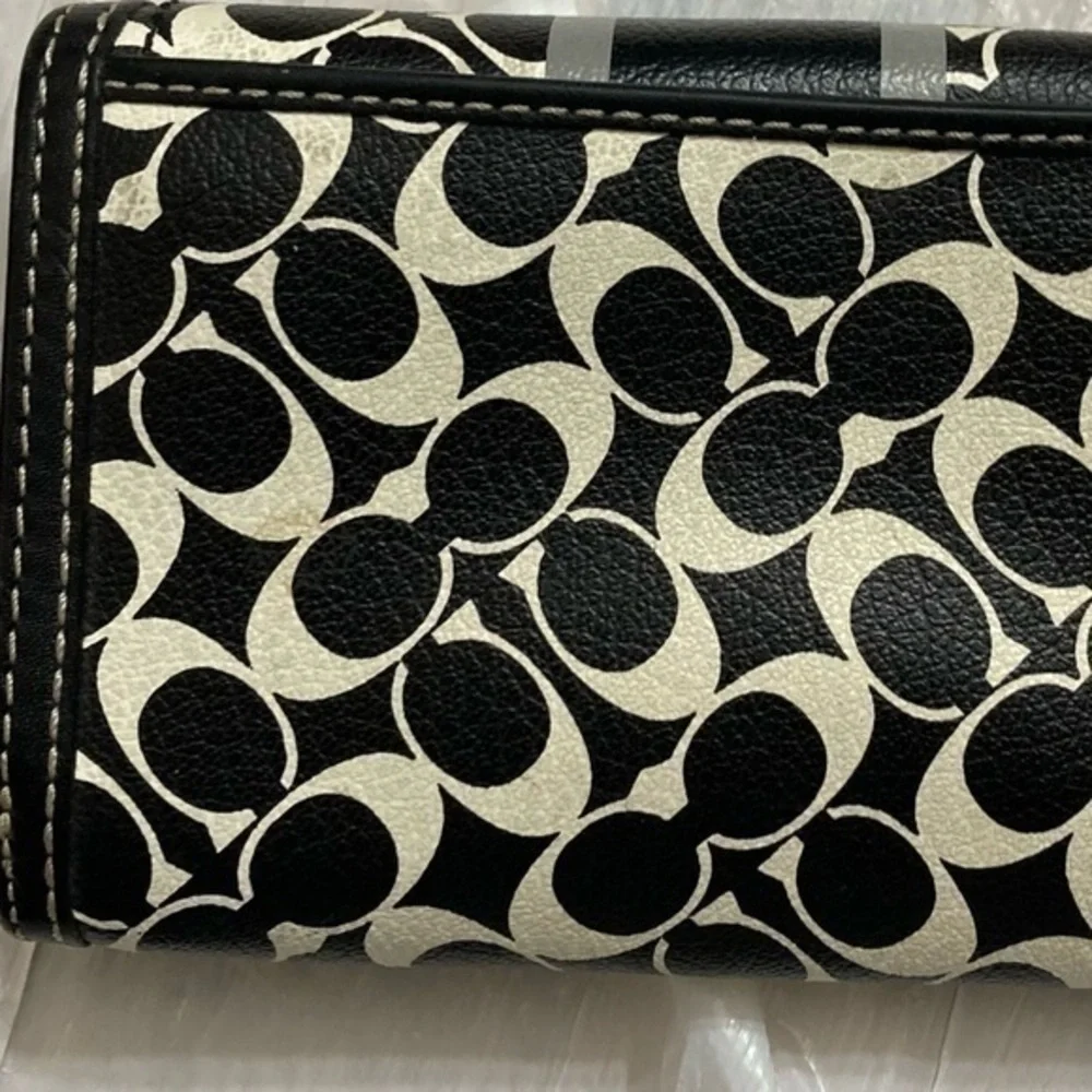 Coach black and white wallet